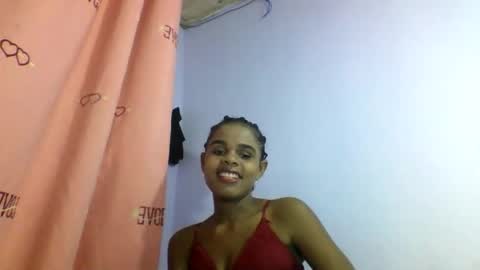 Snapshot of delphineee chatting on 04-01-26, 01:41 delphine online show from 04-01-26, 01:41