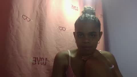 Snapshot of delphineee chatting on 04-10-26, 09:58 delphine online show from 04-10-26, 09:58