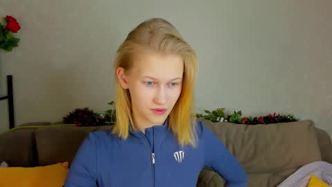 Delya online show from 01-13-26, 01:33