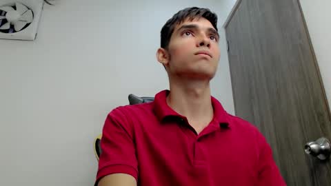 Snapshot of demiann_ chatting on 10-13-25, 01:22 DEMIAN online show from 10-13-25, 01:22