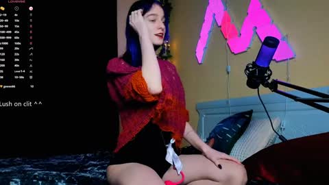 Demmi online show from 01-22-25, 12:38