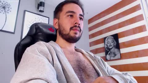 Demon Salvatore online show from 10-26-25, 10:25