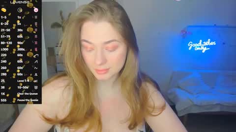 Snapshot of demure_soul chatting on 01-28-25, 09:08 Sophie online show from 01-28-25, 09:08