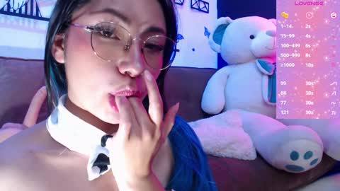 Snapshot of demyanderson_ chatting on 12-22-24, 03:55 Demy online show from 12-22-24, 03:55