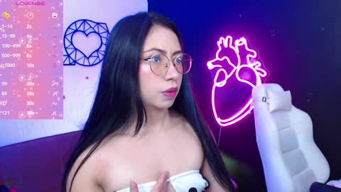 Snapshot of demyanderson_ chatting on 01-06-25, 09:32 Demy online show from 01-06-25, 09:32