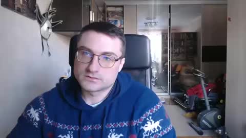 Snapshot of den_lover1 chatting on 02-24-25, 10:26 Den online show from 02-24-25, 10:26