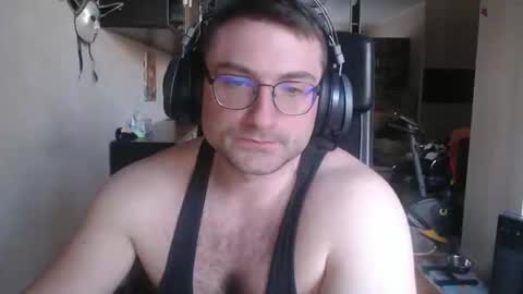 Snapshot of den_lover1 chatting on 02-26-25, 10:58 Den online show from 02-26-25, 10:58