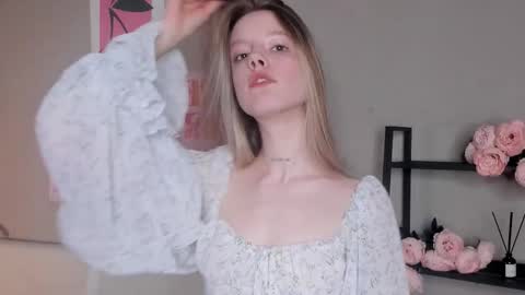 Emma online show from 11-15-25, 07:32