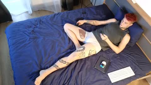 Denis online show from 10-21-25, 09:10