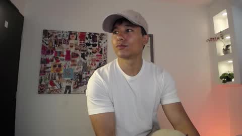 Snapshot of denizer_healer chatting on 11-30-25, 12:42 DENIZER online show from 11-30-25, 12:42