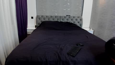 Snapshot of denizze1 chatting on 10-23-25, 11:53 DomDenizee online show from 10-23-25, 11:53