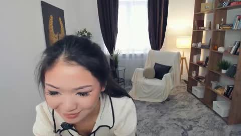 Snapshot of denlys chatting on 11-10-25, 07:51 Mikky online show from 11-10-25, 07:51