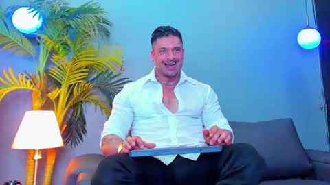 dennis_cox_ online show from 10-08-25, 12:19