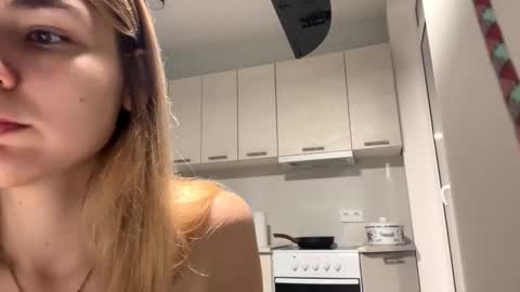 Denni online show from 10-23-25, 05:33