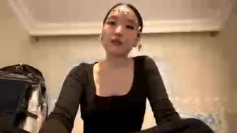 Emma online show from 01-18-26, 07:01