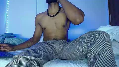 Snapshot of denzo_cornell chatting on 11-04-25, 02:10 denzo online show from 11-04-25, 02:10