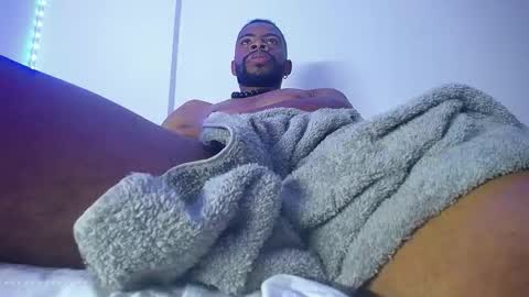 Snapshot of denzo_cornell chatting on 11-23-25, 11:32 denzo online show from 11-23-25, 11:32