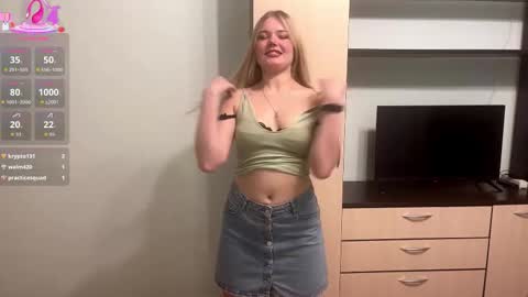 Snapshot of deonnahobb chatting on 02-07-26, 04:33 Luna online show from 02-07-26, 04:33