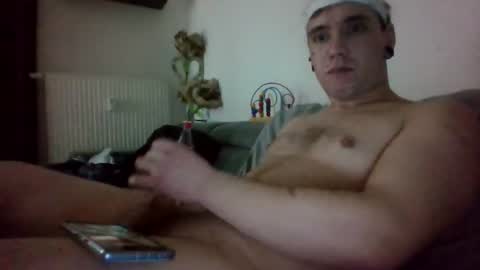 deraexli online show from 02-18-25, 02:38