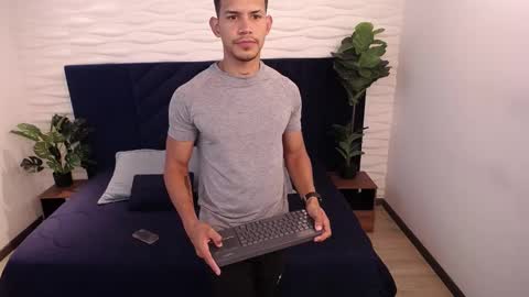 Dereck Myers online show from 01-13-25, 03:23