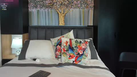 Snapshot of derek_hussain chatting on 01-04-25, 02:14 Derek Hussain online show from 01-04-25, 02:14