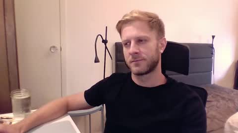 Derek- FREE requests online show from 10-01-25, 07:31
