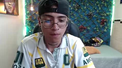 dereck online show from 09-27-25, 05:23