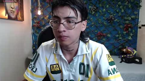 dereck online show from 10-08-25, 03:04