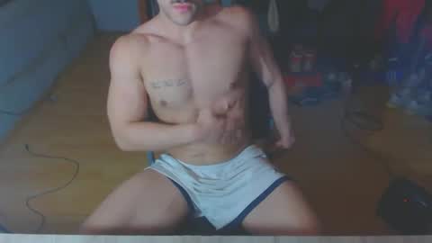 derekhuge online show from 11-05-25, 05:07