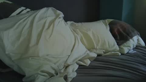 Snapshot of derokkes chatting on 03-26-26, 12:55 derokkes online show from 03-26-26, 12:55