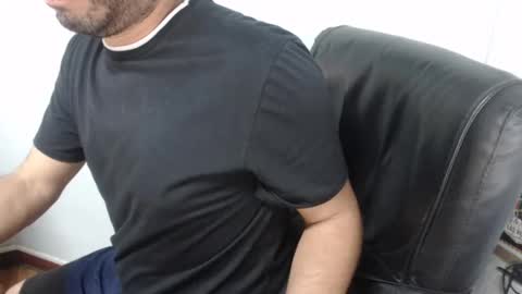 Snapshot of derrik_ chatting on 09-14-25, 05:06 online show from 09-14-25, 05:06