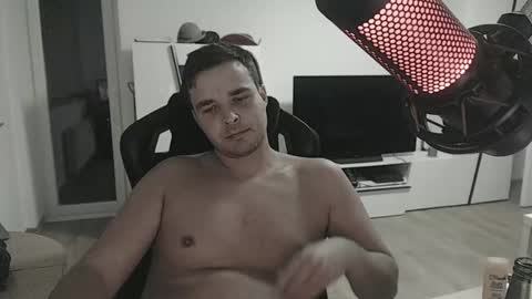 dershark online show from 10-31-25, 04:57