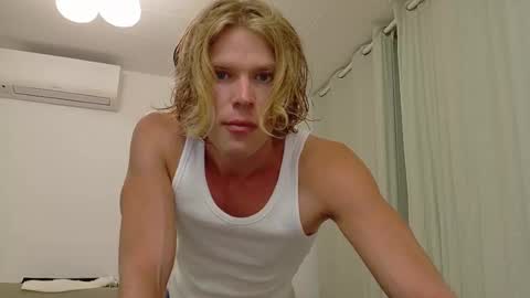 desaad_98 online show from 09-18-25, 09:06
