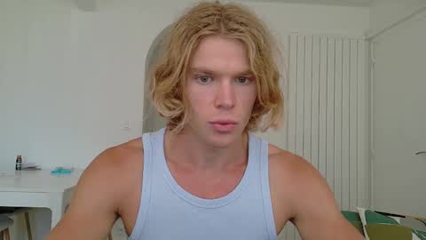 desaad_98 online show from 09-23-25, 09:23
