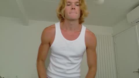 desaad_98 online show from 09-30-25, 09:47