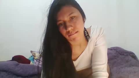 Snapshot of deseo_14 chatting on 10-22-25, 11:37 Deseo 14 online show from 10-22-25, 11:37