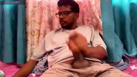 Snapshot of desi_silver chatting on 10-05-25, 05:50 Desi silver online show from 10-05-25, 05:50