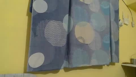 Snapshot of desihotgirl2024 chatting on 02-06-25, 04:14 Nidhilove online show from 02-06-25, 04:14