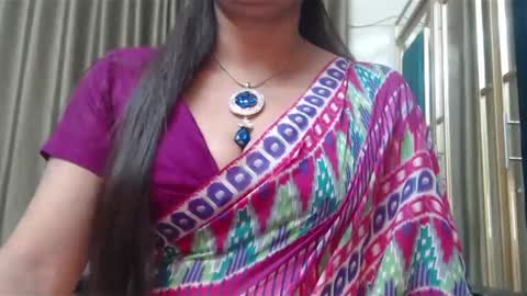 Snapshot of desimaisa130 chatting on 01-09-25, 06:57 Maisa online show from 01-09-25, 06:57