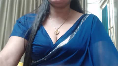 Snapshot of desimaisa130 chatting on 03-07-25, 08:55 Maisa online show from 03-07-25, 08:55