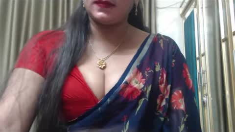 Snapshot of desimaisa130 chatting on 03-11-25, 05:24 Maisa online show from 03-11-25, 05:24
