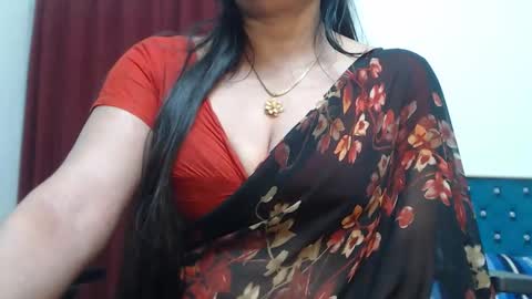 Snapshot of desimaisa130 chatting on 09-20-25, 04:52 Maisa online show from 09-20-25, 04:52