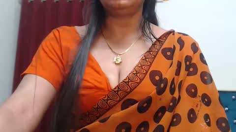 Snapshot of desimaisa130 chatting on 09-21-25, 04:30 Maisa online show from 09-21-25, 04:30