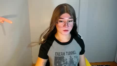 LORINE online show from 01-08-25, 06:20