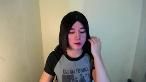 LORINE online show from 02-11-25, 04:55