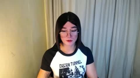 LORINE online show from 02-26-25, 02:48