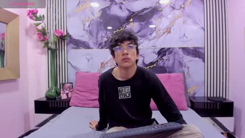 desire_ecstasy online show from 10-08-25, 01:09