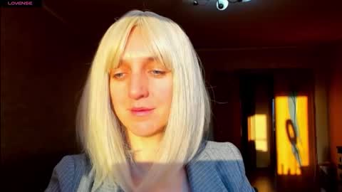 desired zoya online show from 11-18-25, 02:50