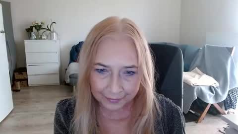 S O F I A online show from 01-22-25, 10:50