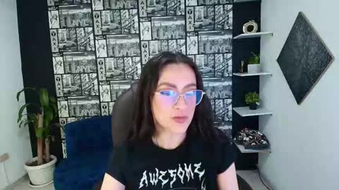 Desiring Angel online show from 12-21-25, 04:30